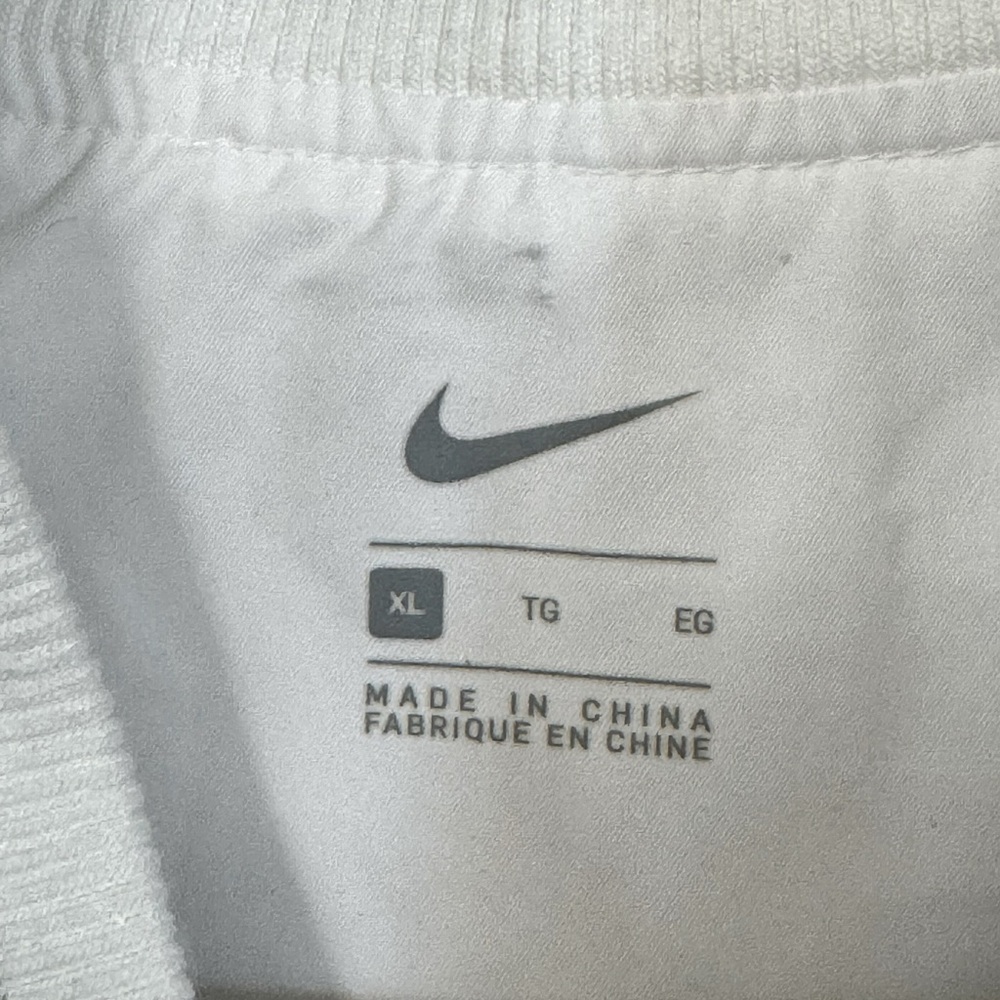 Nice High End Nike White Silver On-Field Football Trench Coat Women’s XL FIRE - Picture 3 of 11